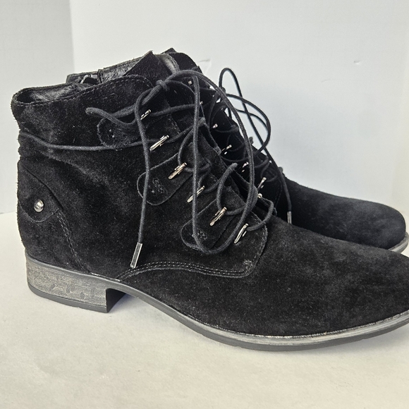 Earth Black Lace-Up Suede Leather Boots - Picture 4 of 14